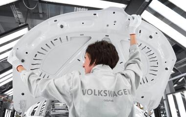 Суд в Москве начал локальную процедуру банкротства Volkswagen
