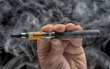В России предлагают полностью запретить вейпы