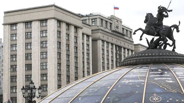 Госдума хочет обязать транспортные службы передавать данные о перекрытиях дорог напрямую в навигаторы водителей